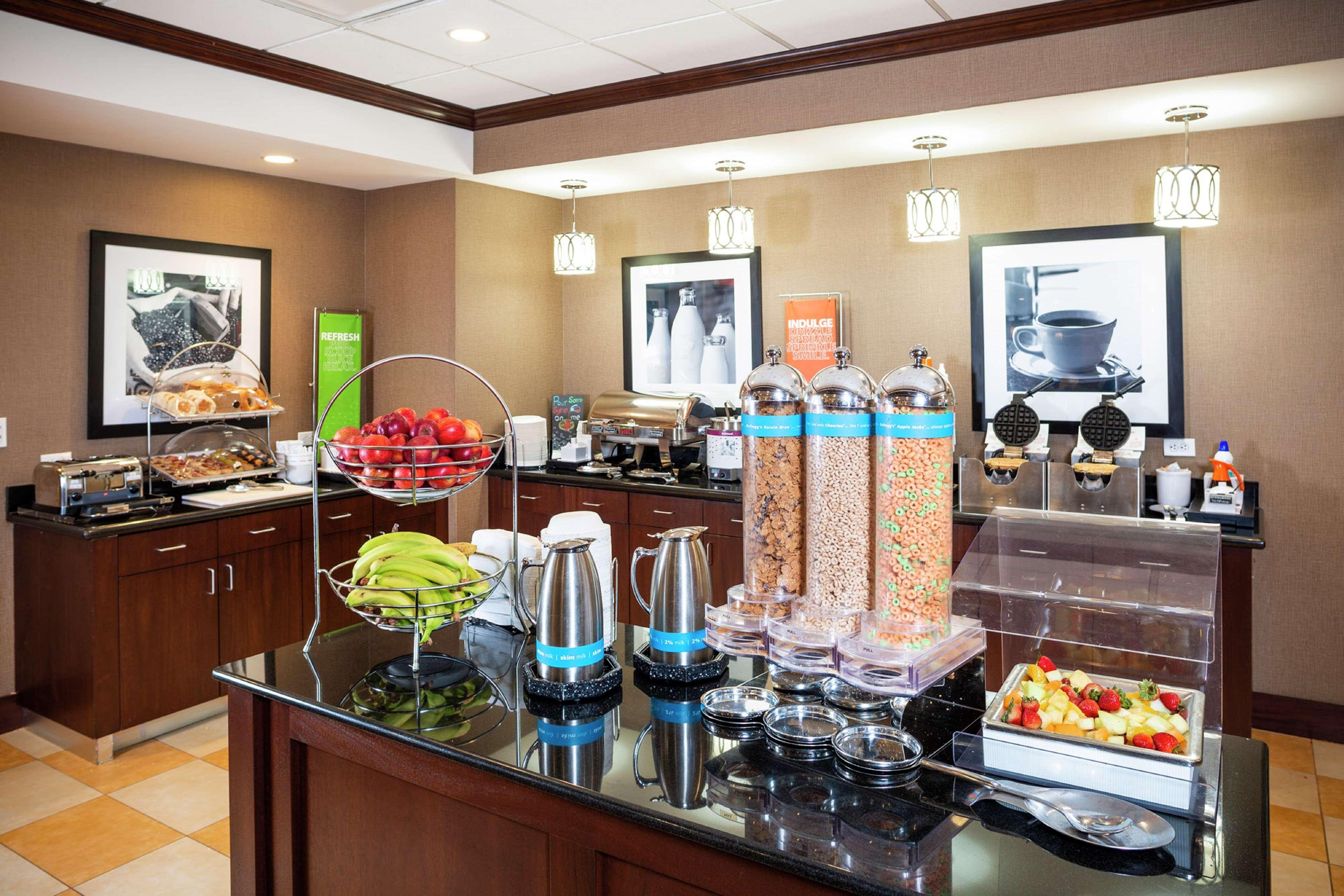 Hotel Hampton 3*