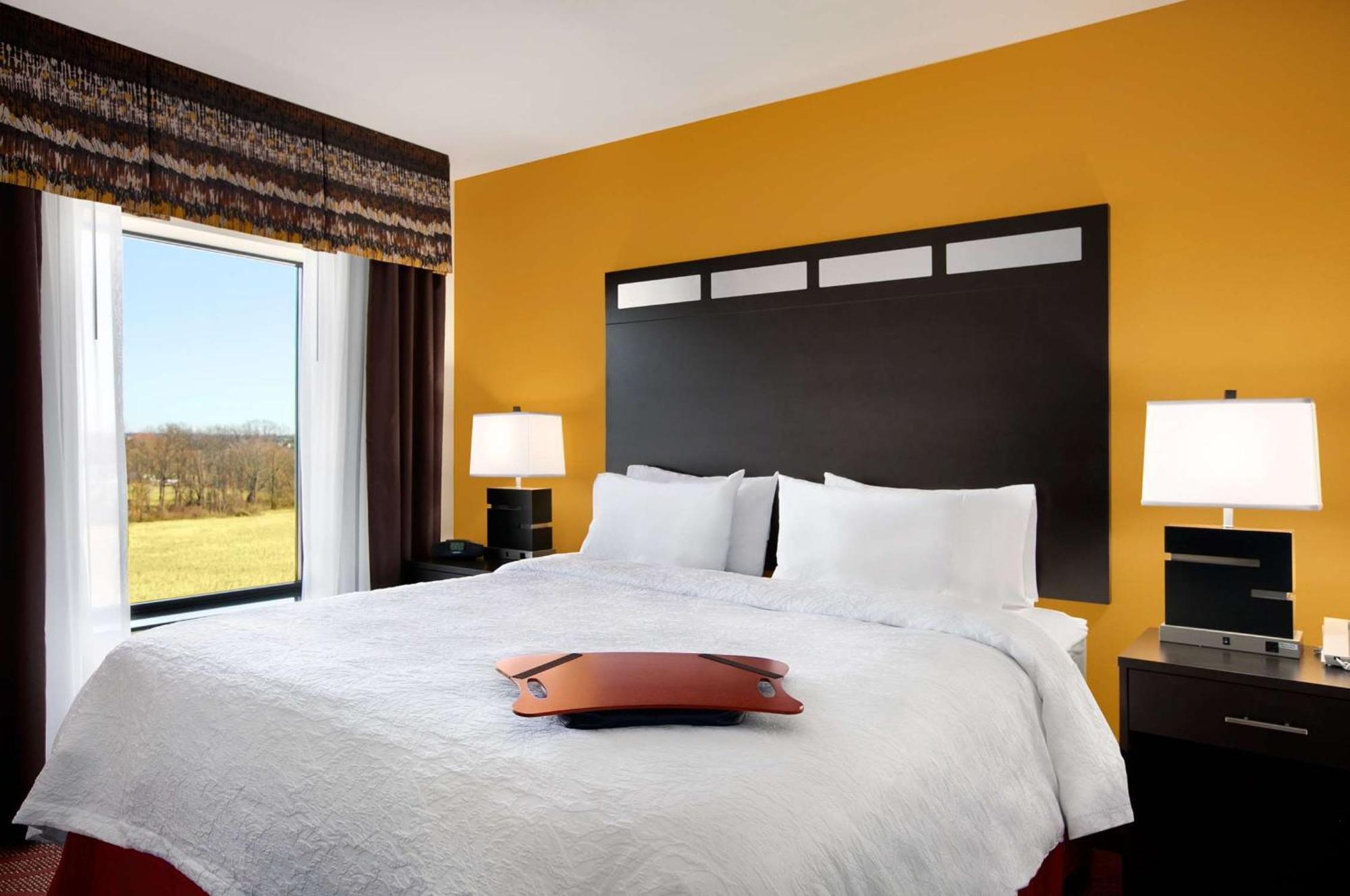 Hampton 3*