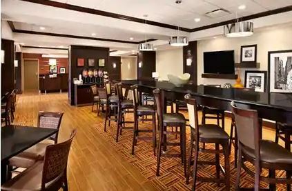 Hampton Hotel 3*